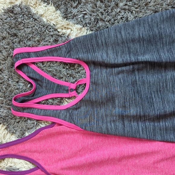 Semi Fitted Athletic Tank Top Workout Bundle Size Small 3 Tops Running Fitness - Picture 2 of 8